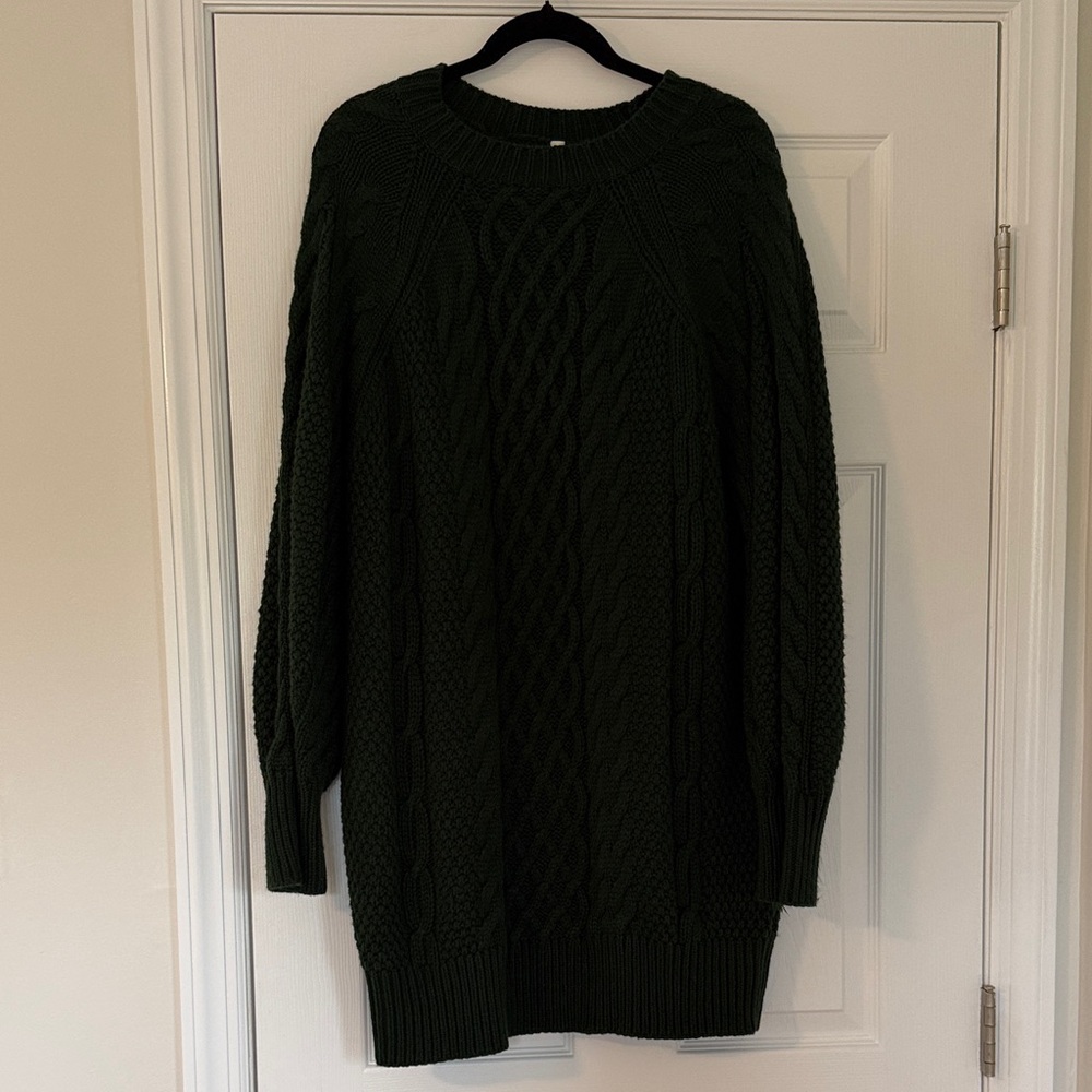 Amazon Dark Green Cable Knit Crewneck Sweater
